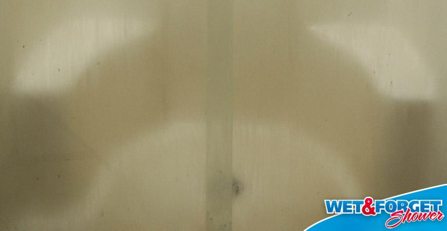 how to clean dirty shower doors