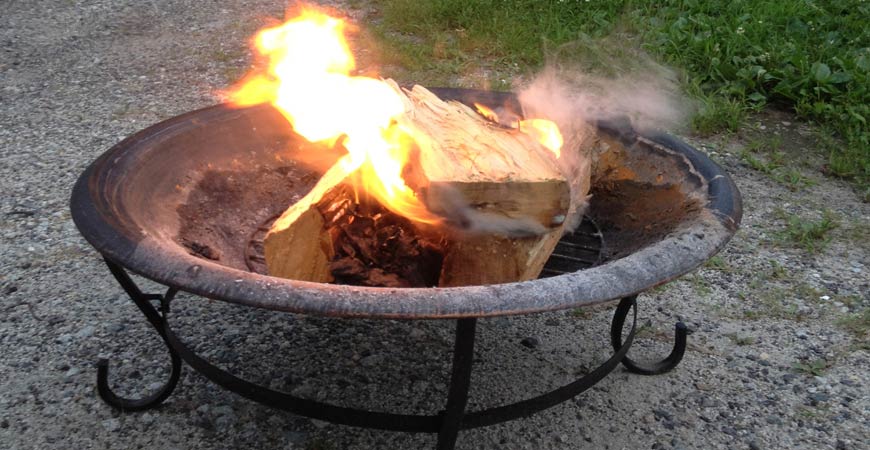Fire Bowl Or Outdoor Fireplace, What Do You Use To Start A Fire Pit
