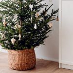 Top 4 No-Sew Christmas Tree Skirt Ideas