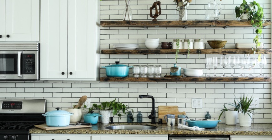 Updating your kitchen decor is an ideal new year's resolution.